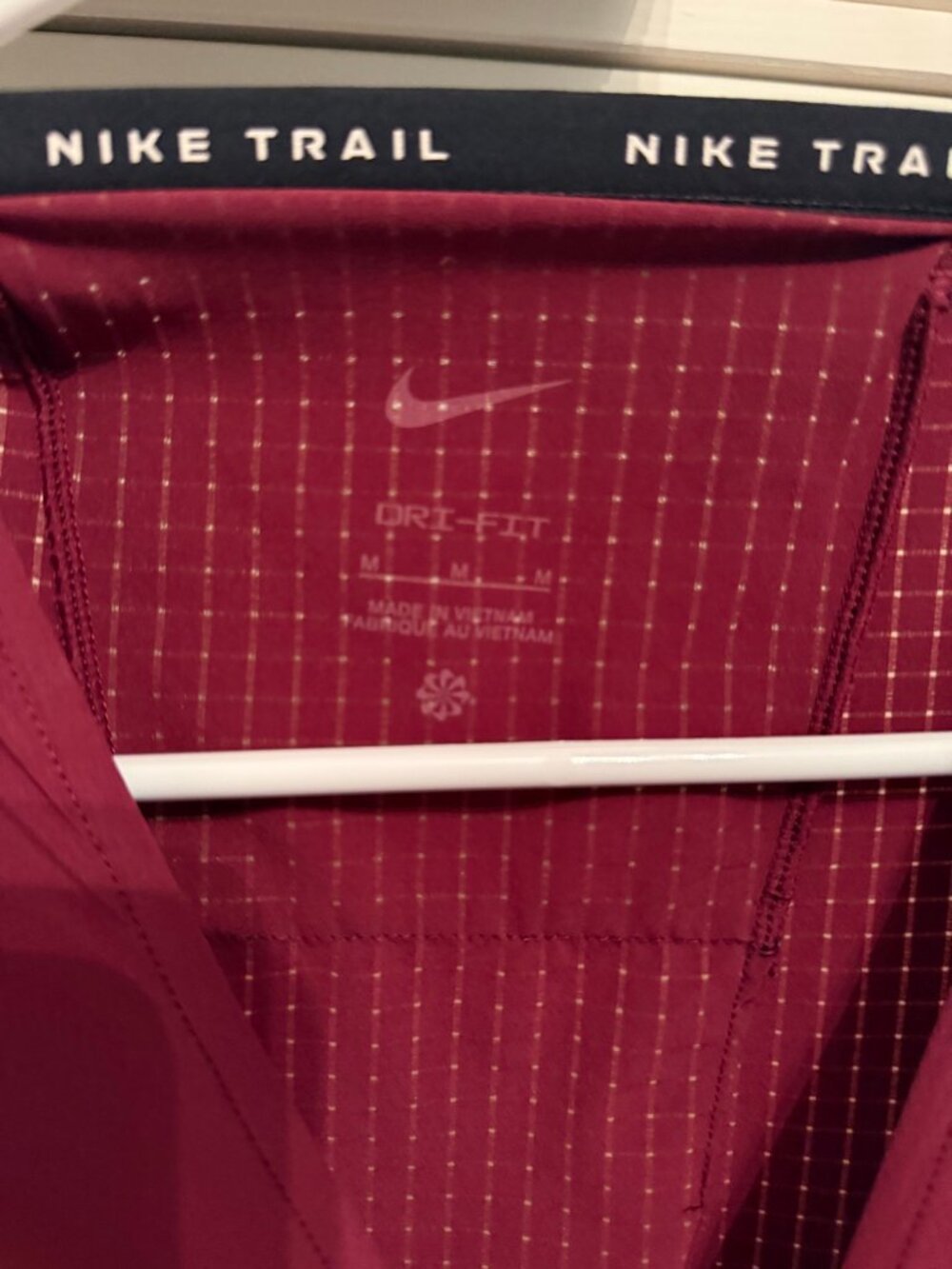 Nike Trail Dri-FIT T-Shirt Men's M Maroon